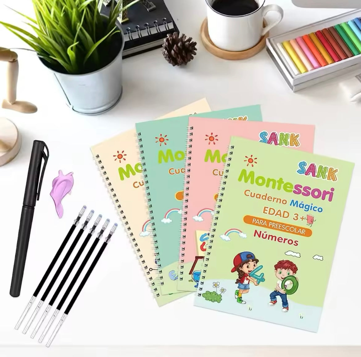 SET DE 4 CUADERNOS MÁGICOS DE CALIGRAFÍA